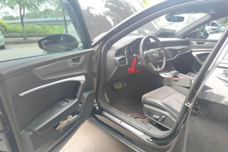 Used Audi A6L 2023 40 TFSI Luxury Dynamic Model Driver Seat