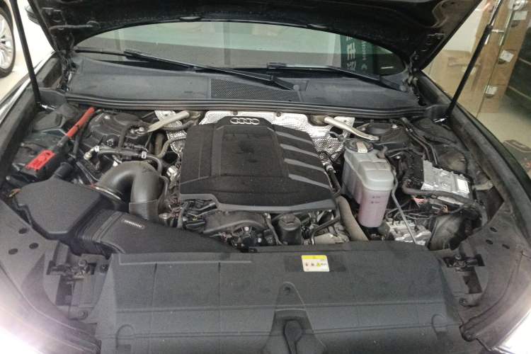 Used Audi A6L 2023 45 TFSI Prestige Elegant Edition Engine Bay