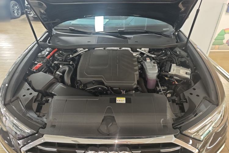 Used Audi A6L 2023 Revised 40 TFSI Luxury Dynamic Edition Engine Bay
