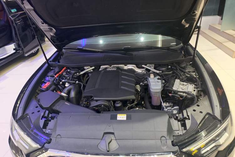 Used Audi A6L 2023 45 TFSI Prestige Elegant Edition Engine Bay