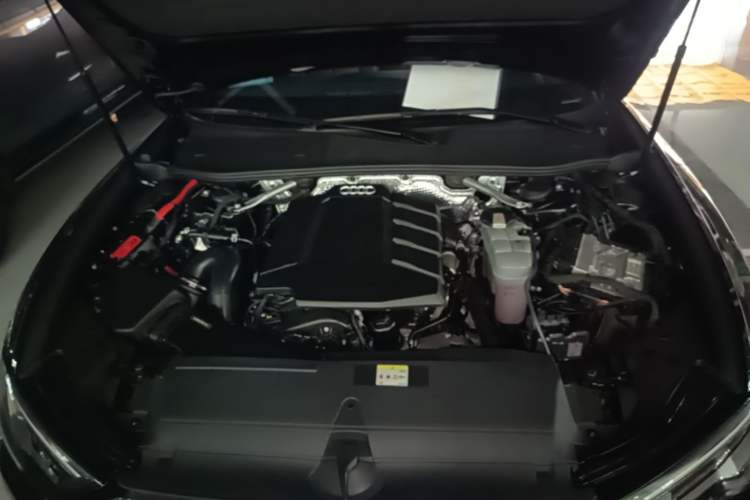 Used Audi A6L 2023 40 TFSI Luxury Prestige Edition Engine Bay