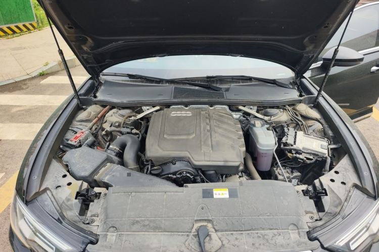 Used Audi A6L 2023 Revised 40 TFSI Luxury Dynamic Edition Engine Bay