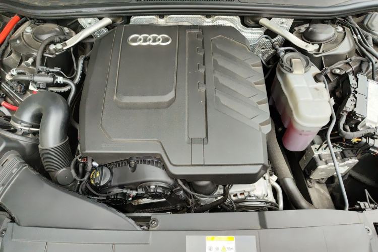 Used Audi A6L 2023 Revised 45 TFSI Prestige Dynamic Edition Engine Bay