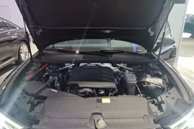 Used Audi A6L 2023 45 TFSI Prestige Elegant Edition Engine Bay