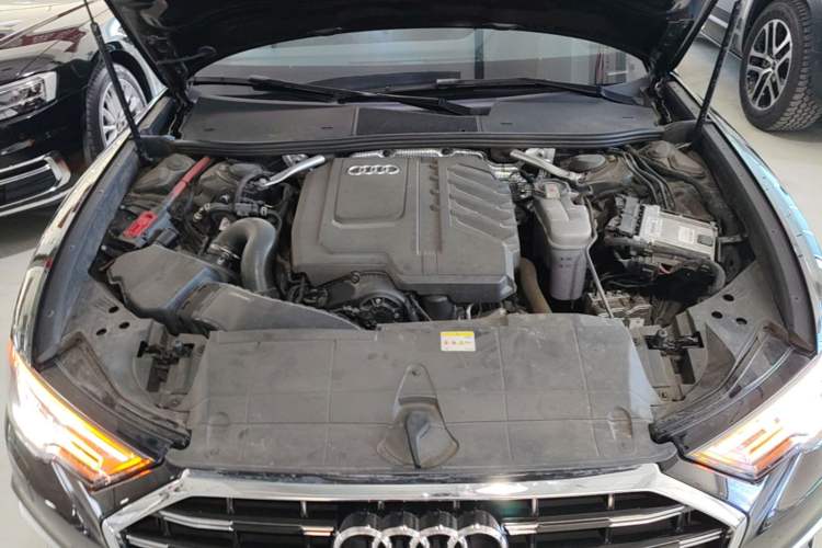 Used Audi A6L 2023 Revised 40 TFSI Luxury Dynamic Edition Engine Bay
