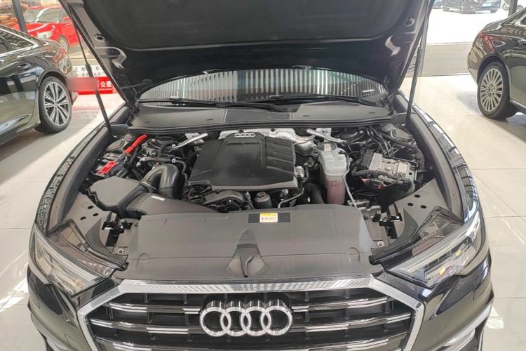 Used Audi A6L 2023 40 TFSI Luxury Dynamic Model Engine Bay