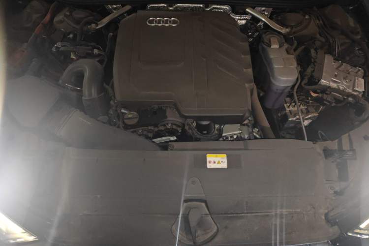 Used Audi A6L 2023 Revised 45 TFSI Prestige Dynamic Edition Engine Bay