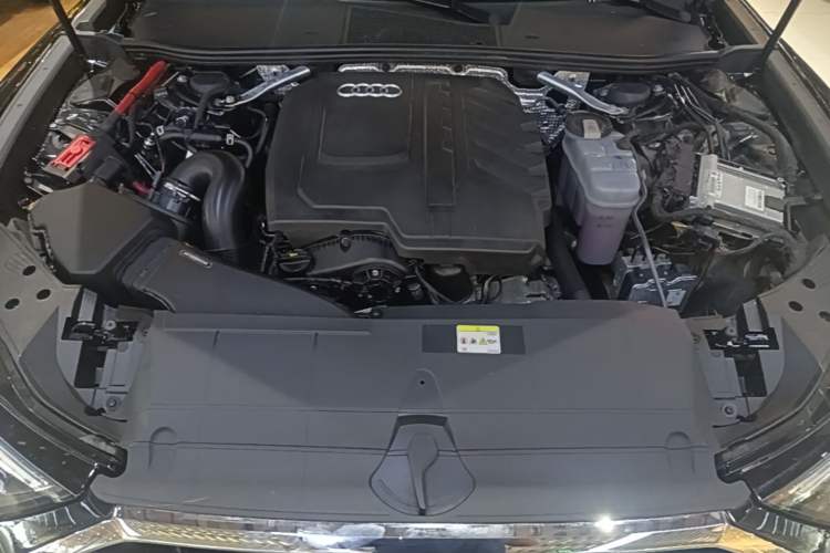 Used Audi A6L 2023 Revised 40 TFSI Luxury Dynamic Edition Engine Bay
