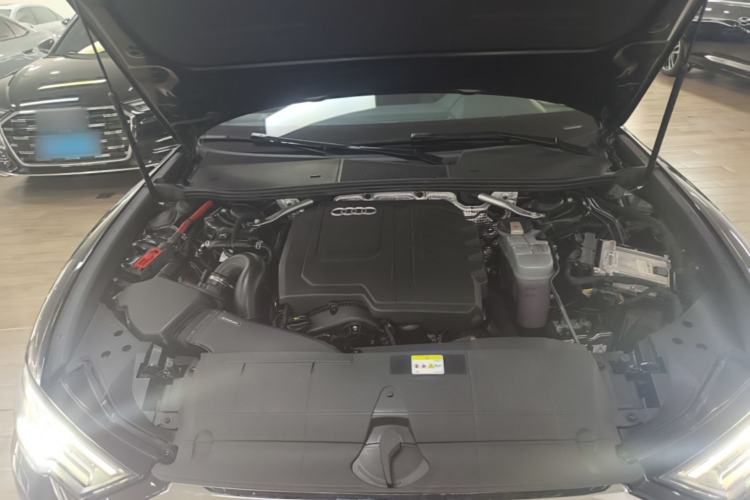 Used Audi A6L 2023 Revised 40 TFSI Luxury Prestige Edition Engine Bay