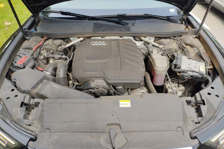 Used Audi A6L 2023 45 TFSI quattro Prestige Dynamic Edition Engine Bay