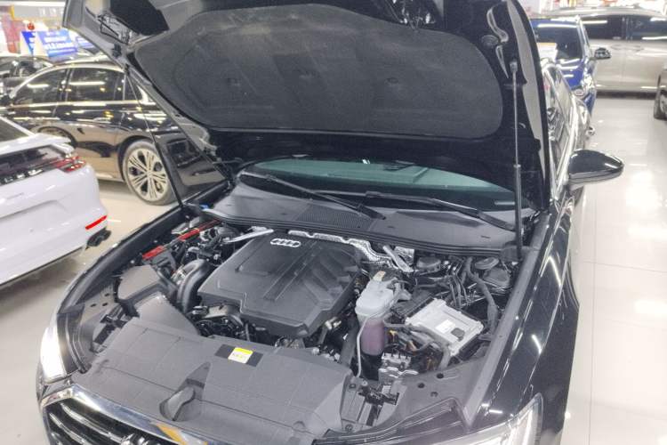 Used Audi A6L 2023 Revised 40 TFSI Luxury Dynamic Edition Engine Bay