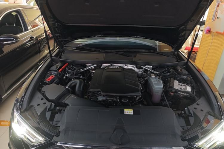 Used Audi A6L 2023 45 TFSI Prestige Dynamic Edition Engine Bay