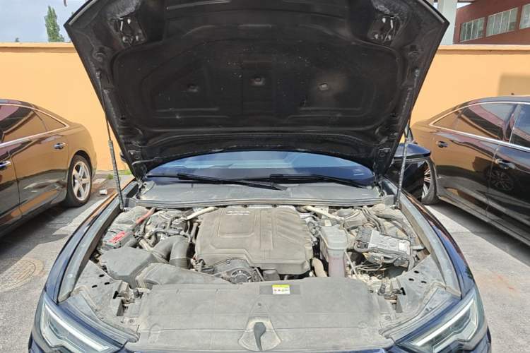 Used Audi A6L 2023 Revised Edition 45 TFSI quattro Prestige Dynamic Version Engine Bay