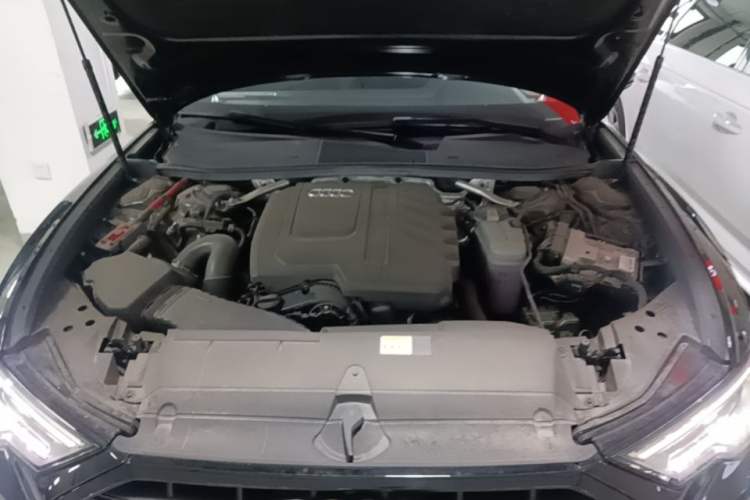 Used Audi A6L 2023 Revised 45 TFSI Prestige Dynamic Edition Engine Bay