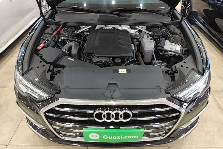 Used Audi A6L 2023 40 TFSI Luxury Dynamic Model Engine Bay