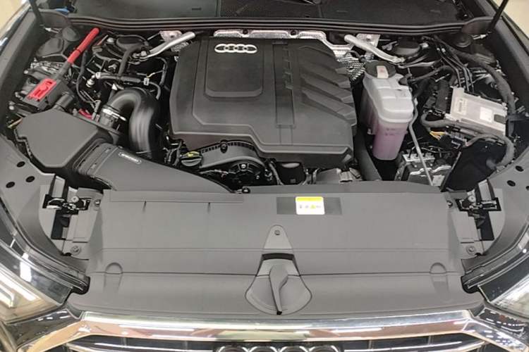 Used Audi A6L 2023 Revised 40 TFSI Luxury Dynamic Edition Engine Bay