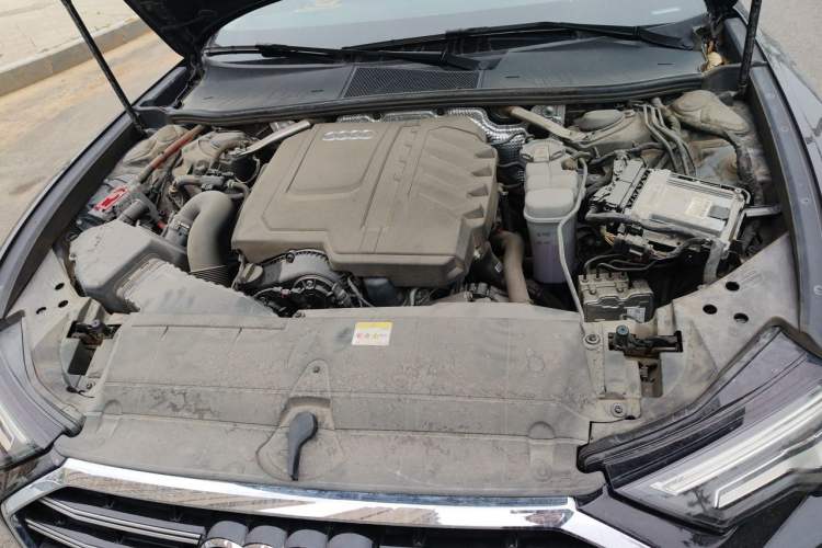 Used Audi A6L 2023 Revised 40 TFSI Luxury Dynamic Edition Engine Bay