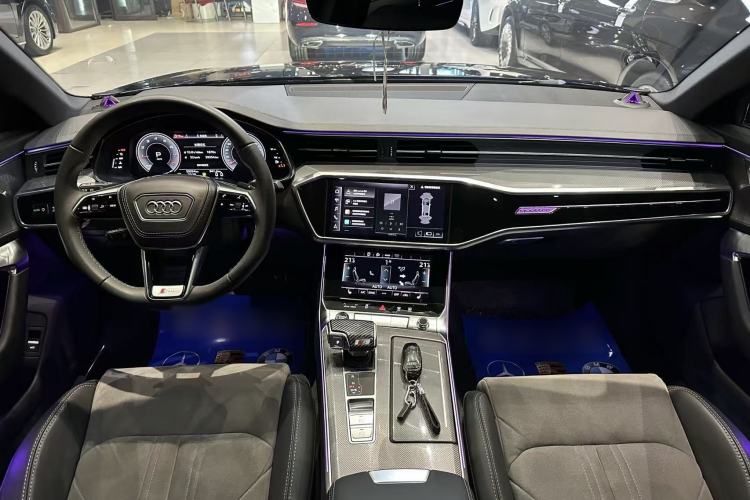 Used Audi A6L 2023 40 TFSI Luxury Dynamic Model Engine Bay