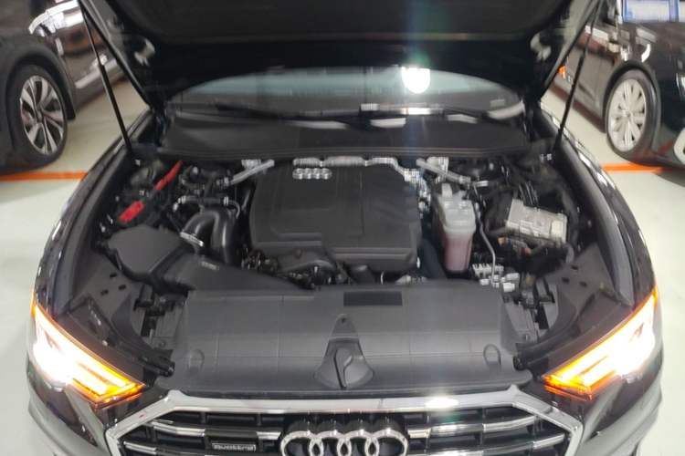 Used Audi A6L 2023 Revised Edition 45 TFSI quattro Prestige Dynamic Version Engine Bay