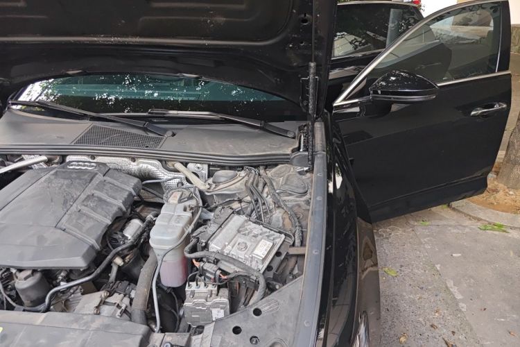 Used Audi A6L 2023 40 TFSI Luxury Prestige Edition Engine Bay Left