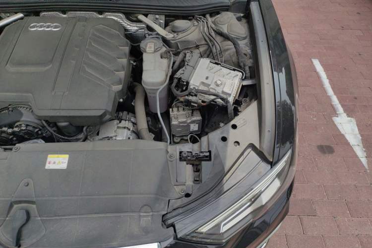 Used Audi A6L 2023 Revised Edition 45 TFSI quattro Prestige Dynamic Version Engine Bay Left