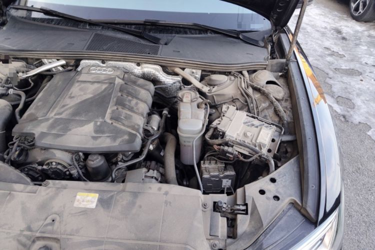 Used Audi A6L 2023 40 TFSI Luxury Dynamic Model Engine Bay Left