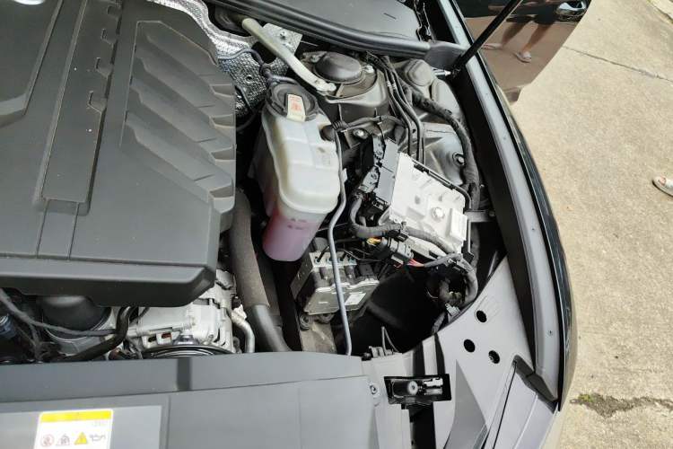 Used Audi A6L 2023 Revised 45 TFSI Prestige Dynamic Edition Engine Bay Left