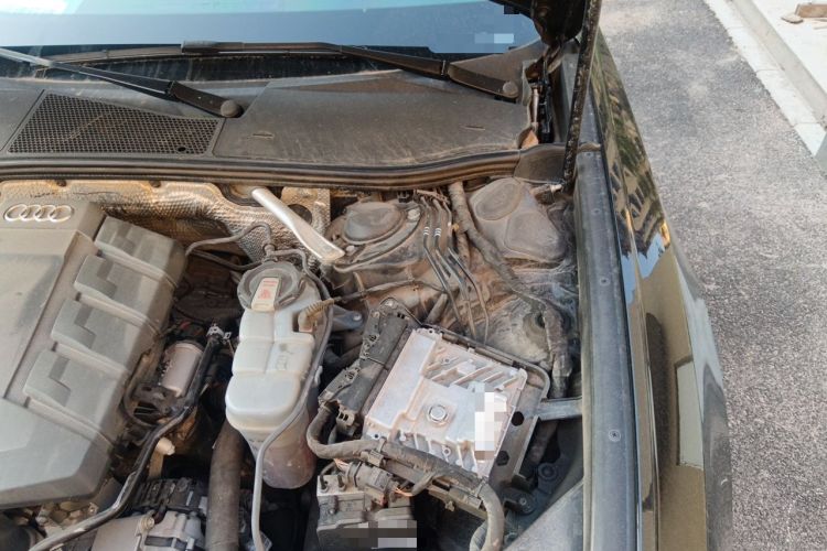 Used Audi A6L 2023 45 TFSI Prestige Dynamic Edition Engine Bay Left