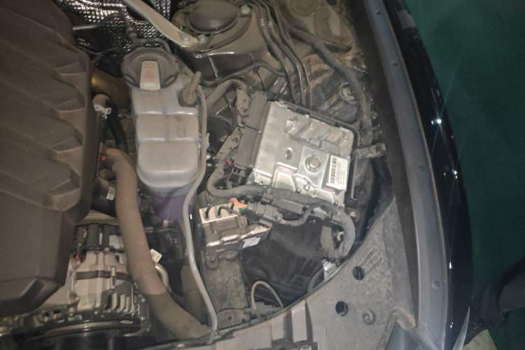 Used Audi A6L 2023 Revised 45 TFSI Prestige Dynamic Edition Engine Bay Left