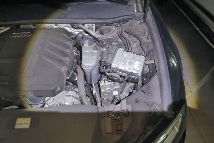 Used Audi A6L 2023 Revised 45 TFSI Prestige Dynamic Edition Engine Bay Left