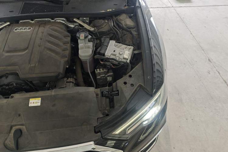Used Audi A6L 2023 45 TFSI quattro Prestige Dynamic Edition Engine Bay Left