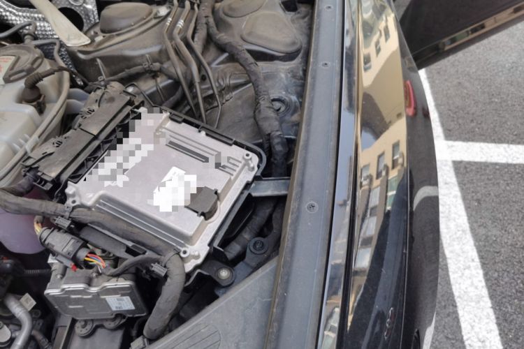 Used Audi A6L 2023 Revised 40 TFSI Luxury Dynamic Edition Engine Bay Left
