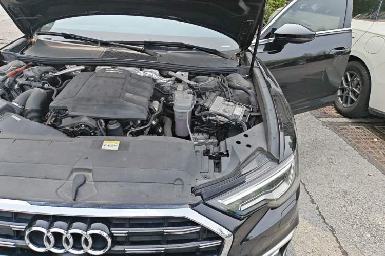 Used Audi A6L 2023 45 TFSI Prestige Dynamic Edition Engine Bay Left
