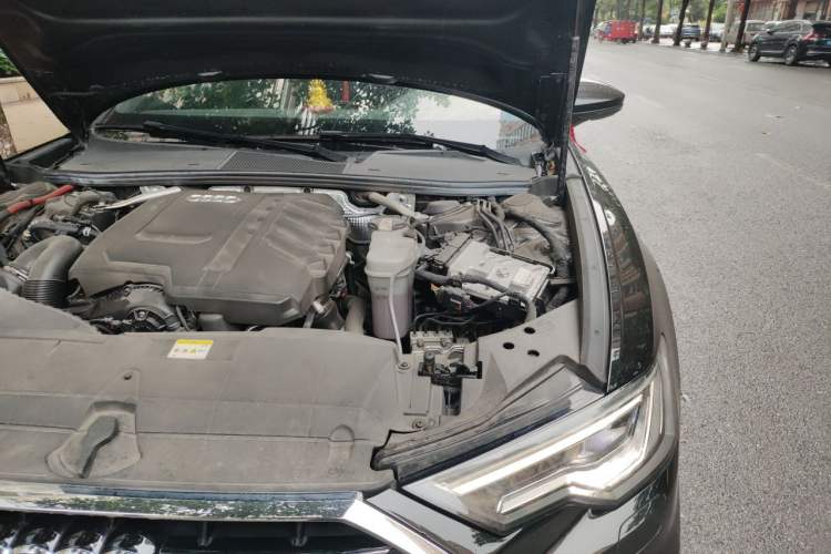 Used Audi A6L 2023 Revised Edition 45 TFSI quattro Prestige Dynamic Version Engine Bay Left