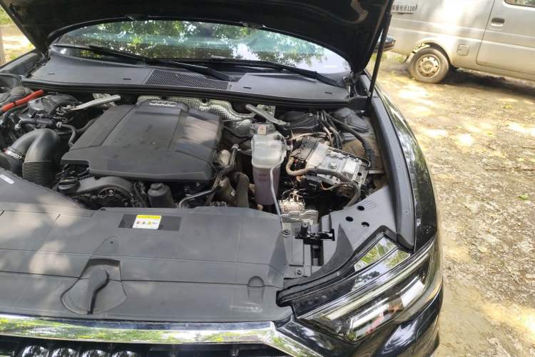 Used Audi A6L 2023 45 TFSI Prestige Dynamic Edition Engine Bay Left