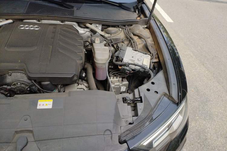 Used Audi A6L 2023 45 TFSI quattro Prestige Dynamic Edition Engine Bay Left