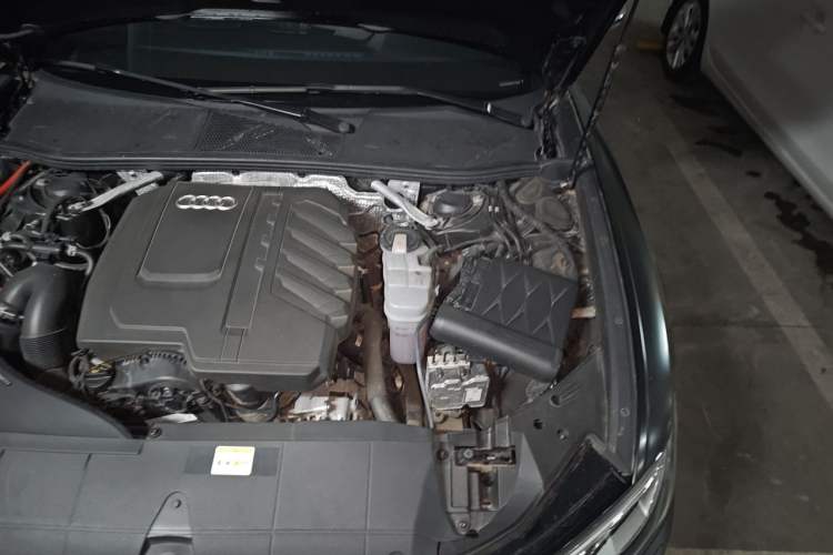 Used Audi A6L 2023 Revised Edition 45 TFSI quattro Prestige Dynamic Version Engine Bay Left