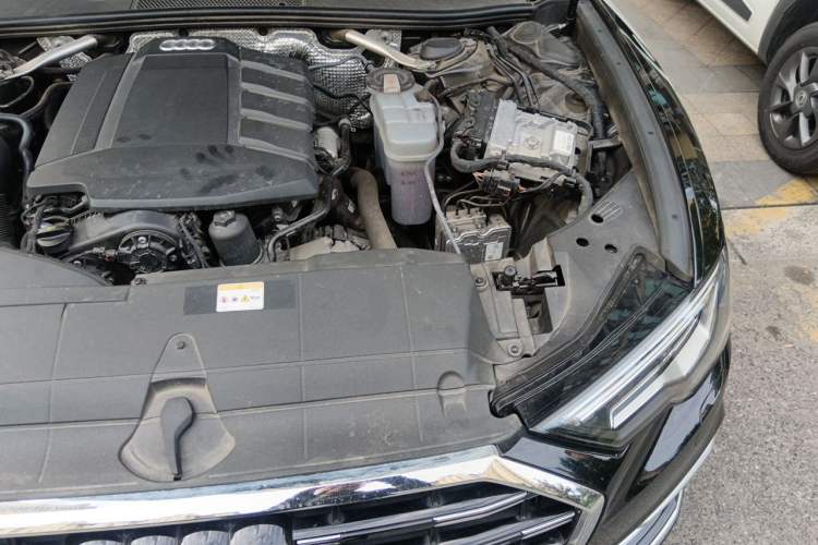 Used Audi A6L 2023 45 TFSI Prestige Dynamic Edition Engine Bay Left