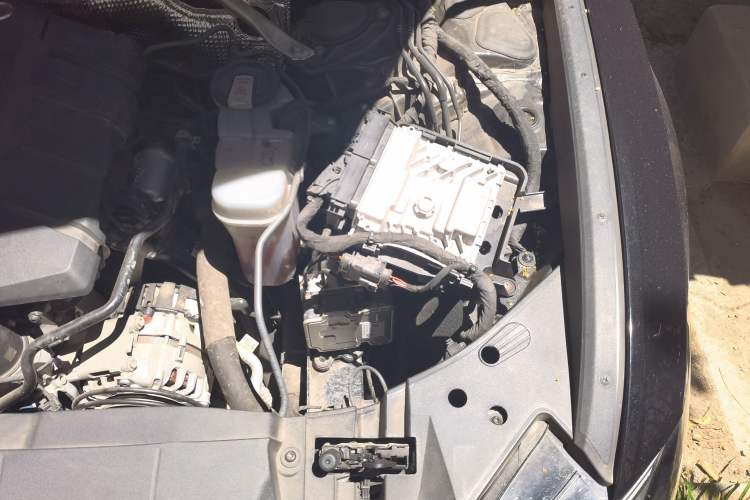 Used Audi A6L 2023 45 TFSI Prestige Dynamic Edition Engine Bay Left