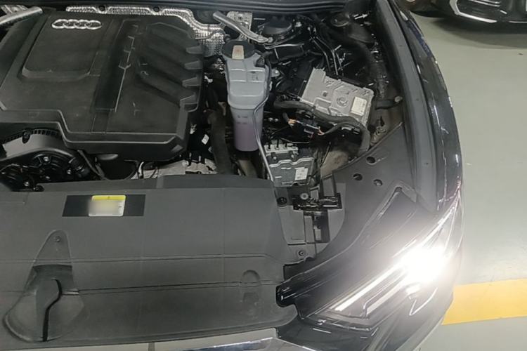 Used Audi A6L 2023 45 TFSI quattro Prestige Dynamic Edition Engine Bay Left