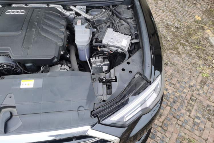 Used Audi A6L 2023 Revised 45 TFSI Prestige Elegant Edition Engine Bay Left