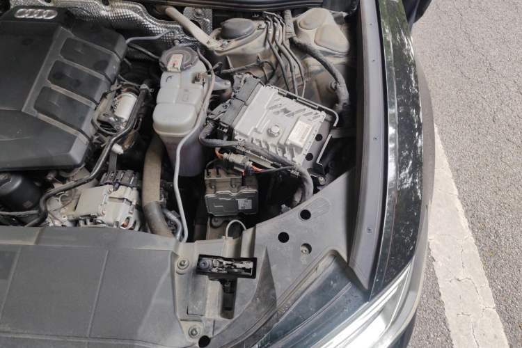 Used Audi A6L 2023 45 TFSI Prestige Dynamic Edition Engine Bay Left