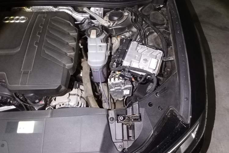 Used Audi A6L 2023 Revised Edition 45 TFSI quattro Prestige Dynamic Version Engine Bay Left