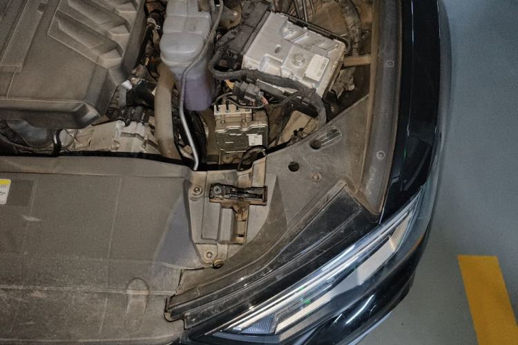 Used Audi A6L 2023 Revised Edition 45 TFSI quattro Prestige Dynamic Version Engine Bay Left