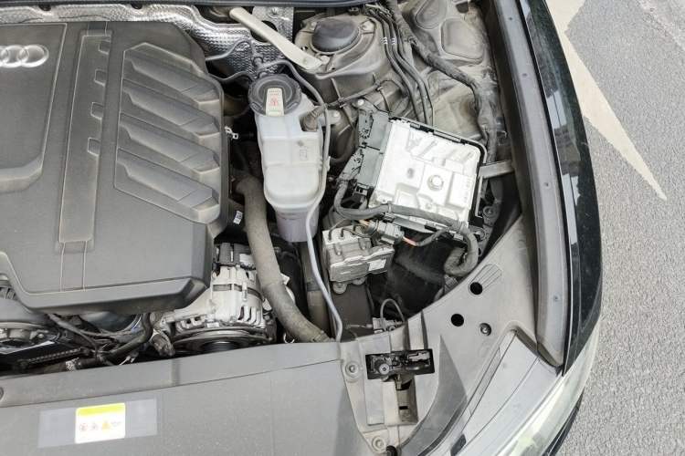 Used Audi A6L 2023 Revised 45 TFSI Prestige Dynamic Edition Engine Bay Left