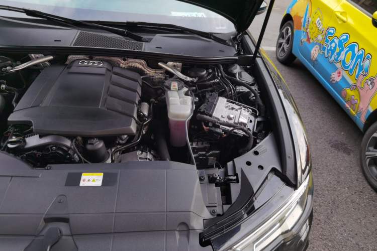 Used Audi A6L 2023 40 TFSI Luxury Dynamic Model Engine Bay Left