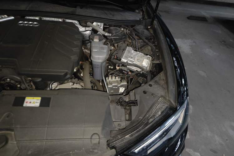 Used Audi A6L 2023 Revised 45 TFSI Prestige Dynamic Edition Engine Bay Left