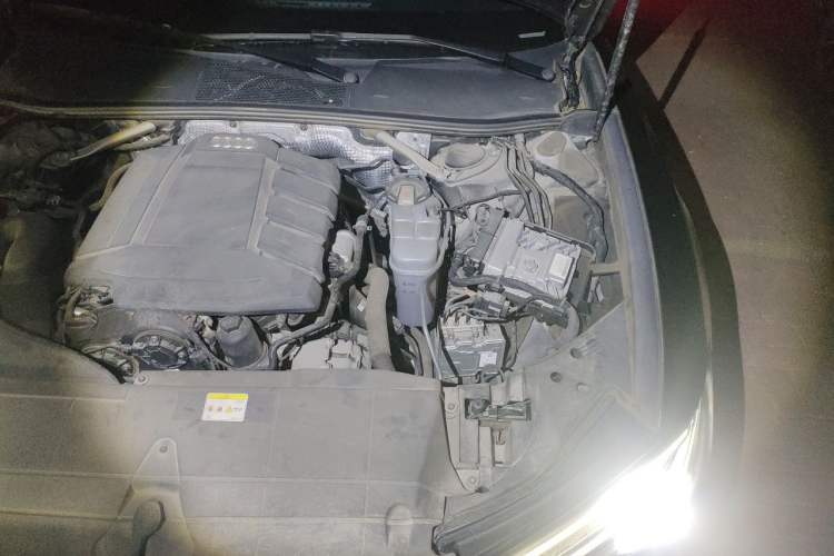 Used Audi A6L 2023 40 TFSI Luxury Prestige Edition Engine Bay Left