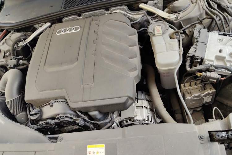 Used Audi A6L 2023 Revised 45 TFSI Prestige Elegant Edition Engine Bay Left