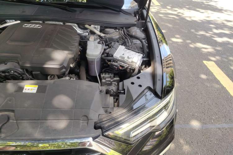 Used Audi A6L 2023 Updated 45 TFSI quattro Prestige Dynamic Edition Engine Bay Left